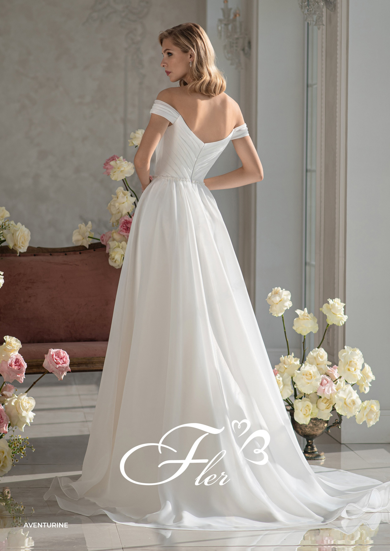 Белое шифоновое свадебное платье фото