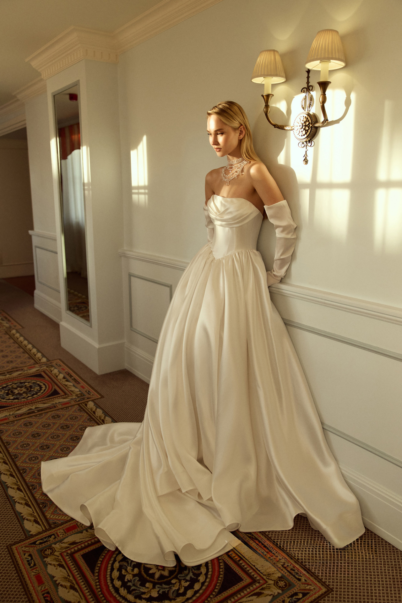 Свадебное платье в стиле принцесса из микадо фото