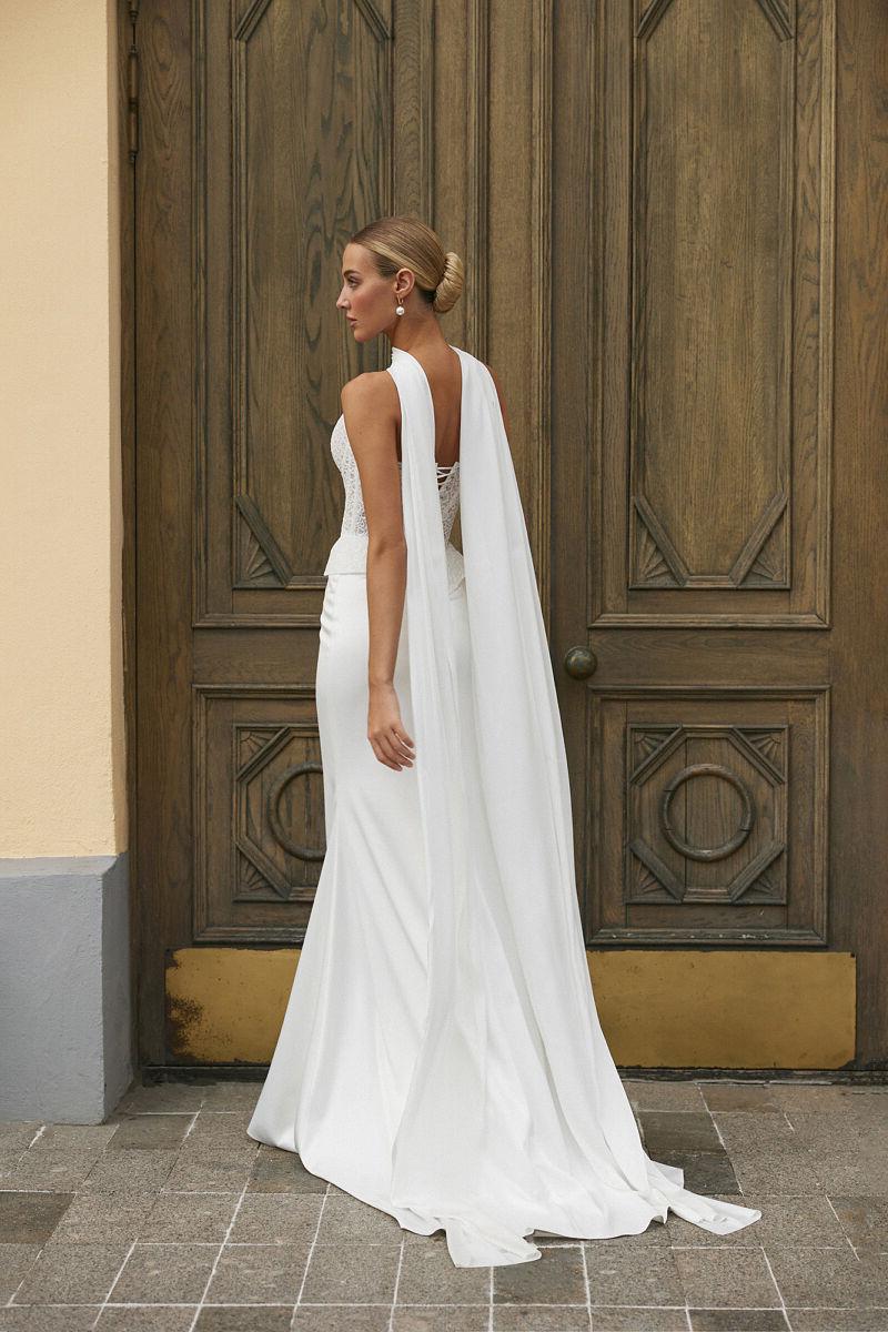 Красивый свадебный комплект с кружевныи топом фото