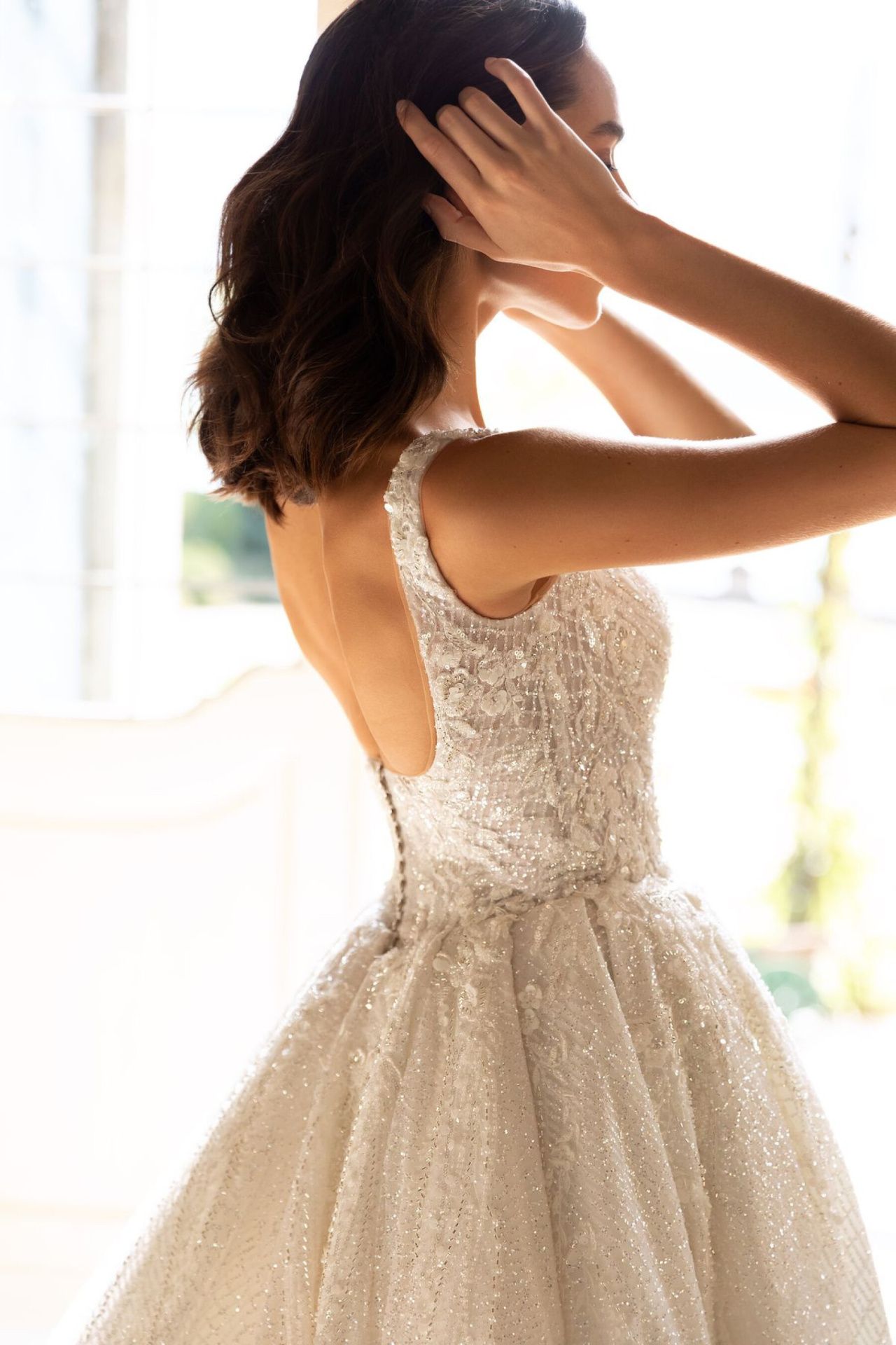 Королевское свадебное платье с квадратным вырезом фото