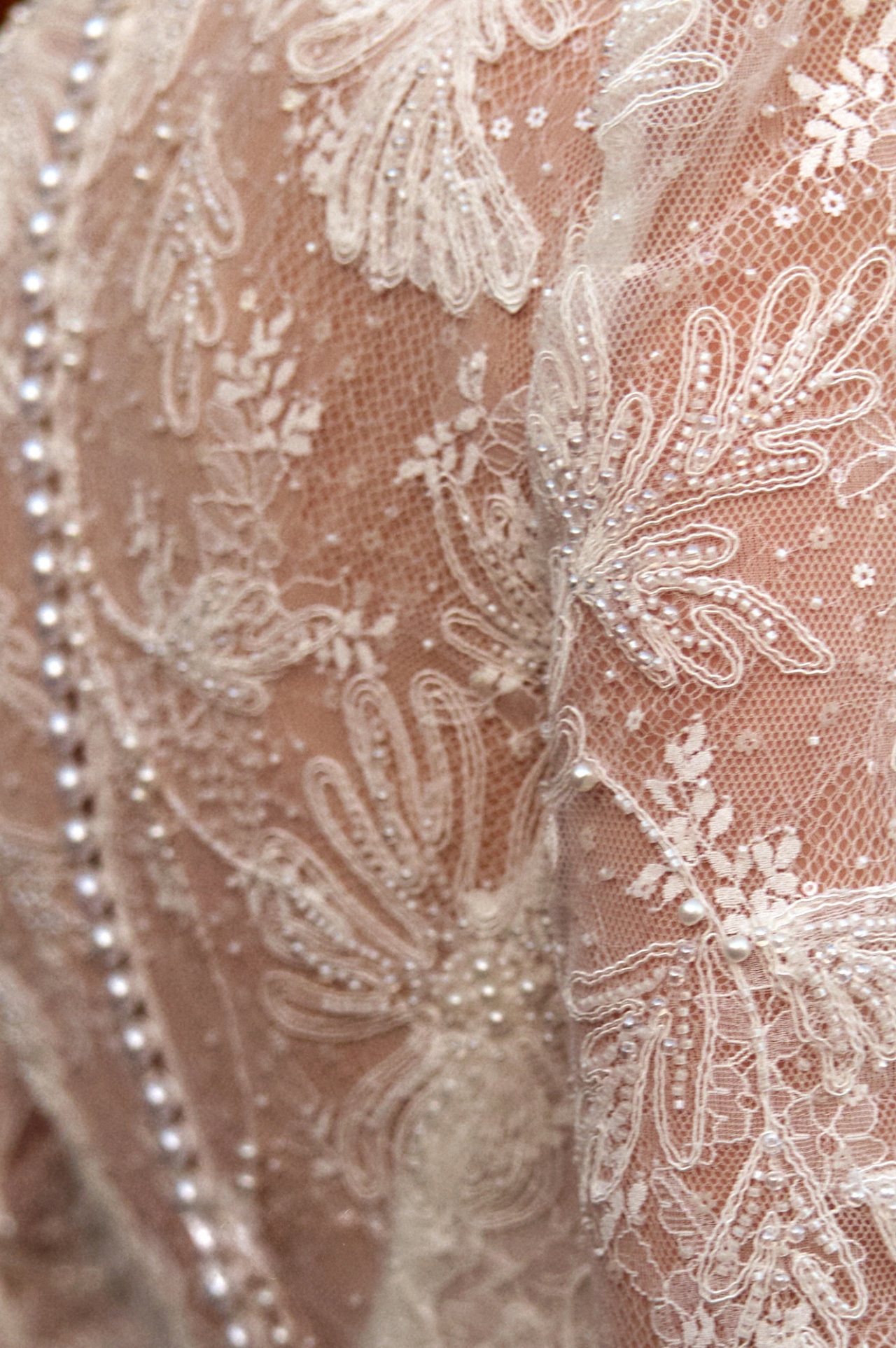 Кружевное свадебное платье русалка со шлейфом фото