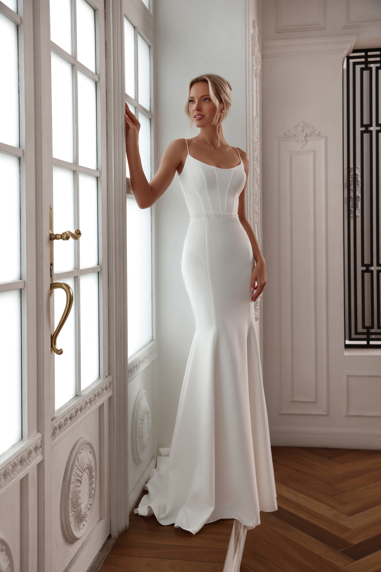 Свадебное платье рыбка с корсетом на косточках фото