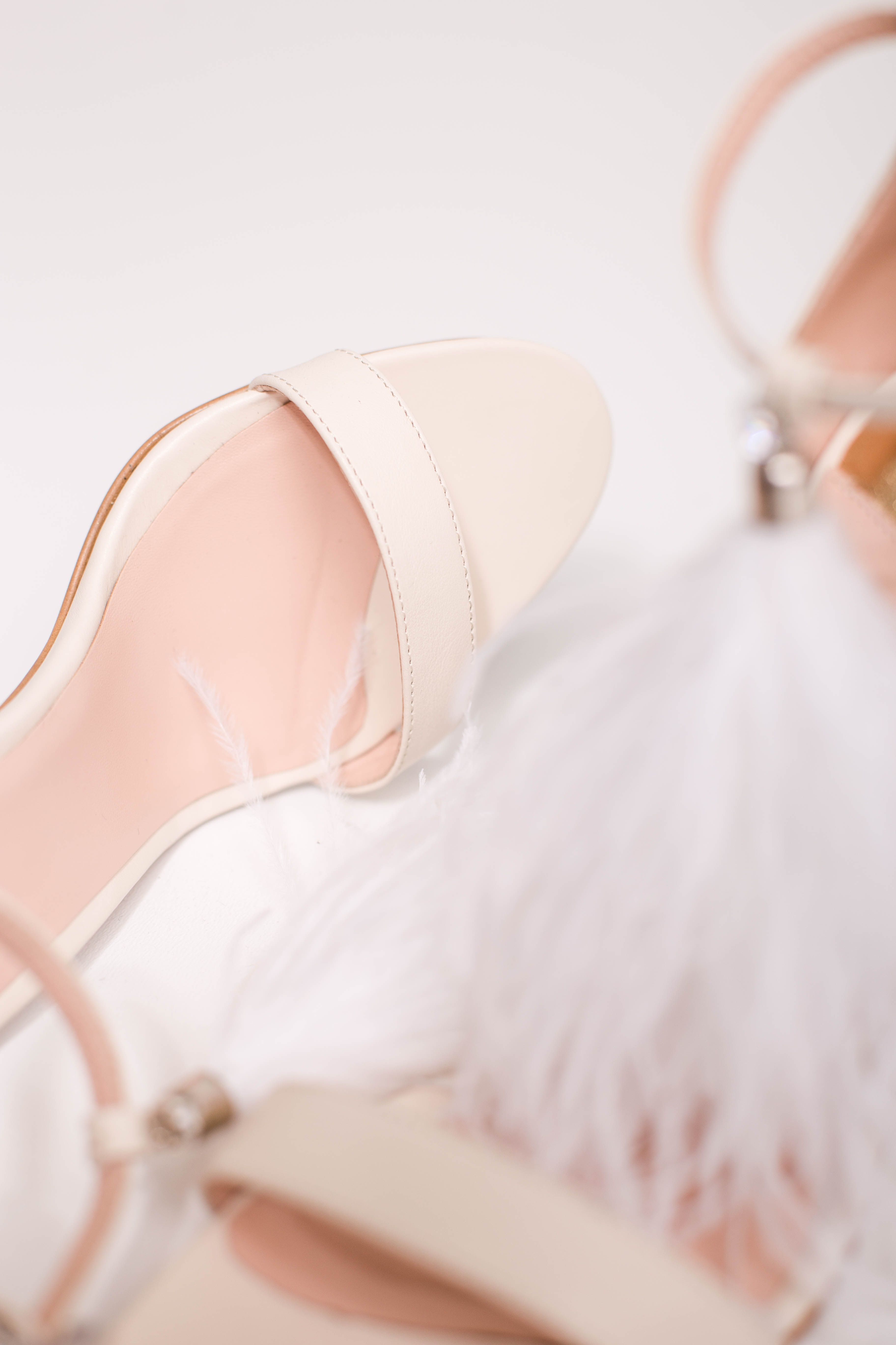 Босоножки с кисточками фото