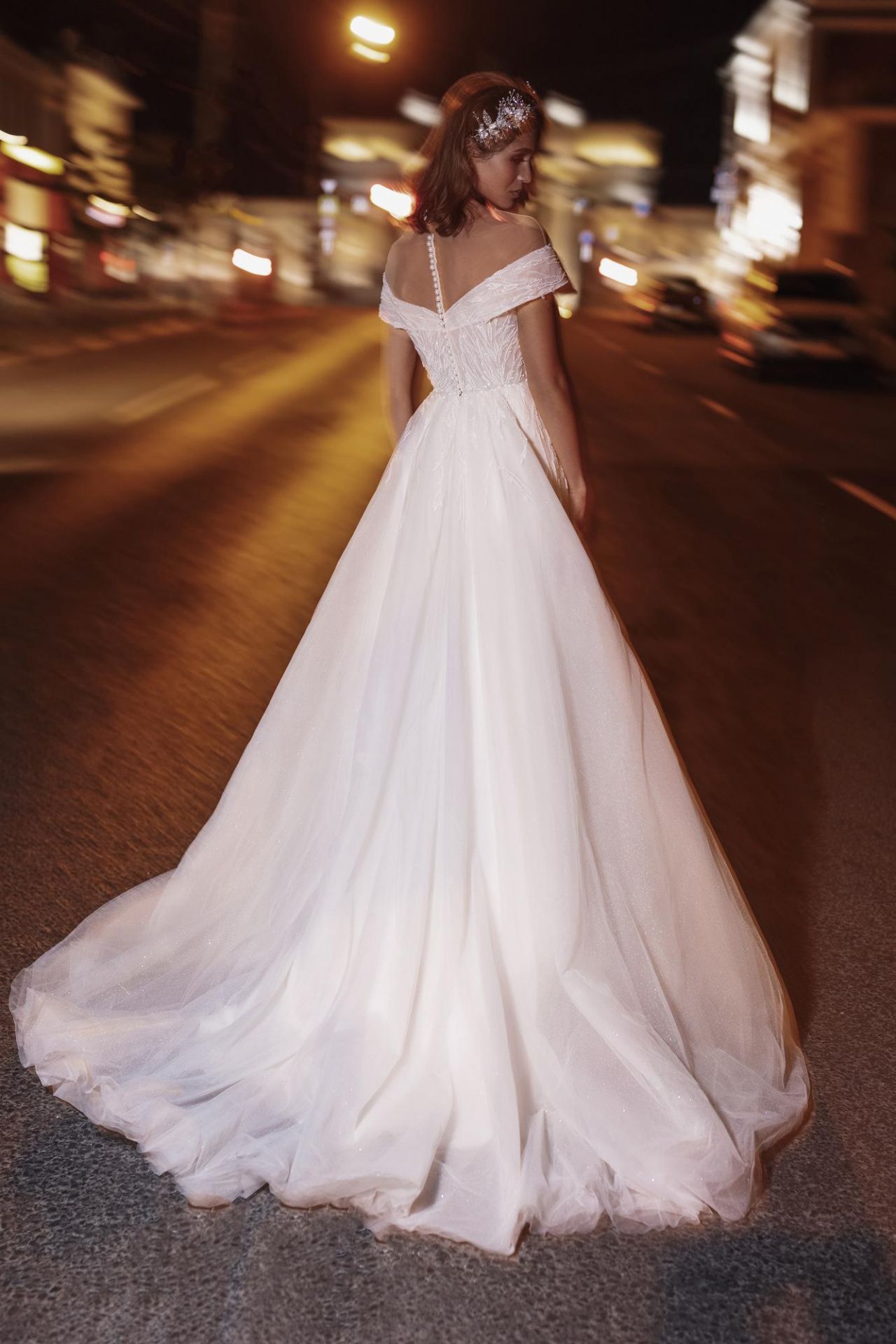 Классическое пышное свадебное платье