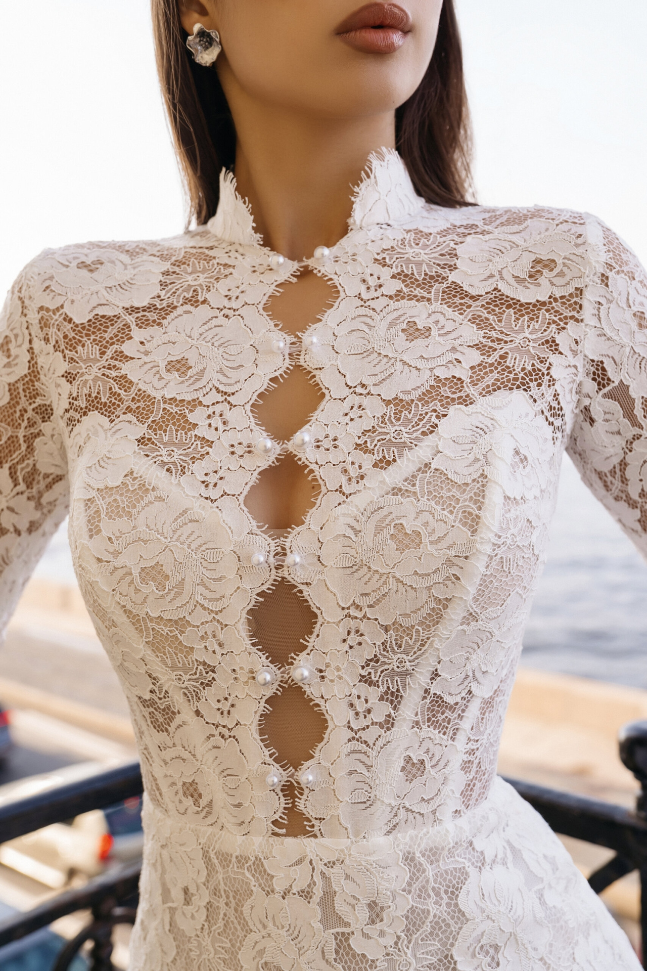 Кружевное свадебное платье рыбка с рукавами фото