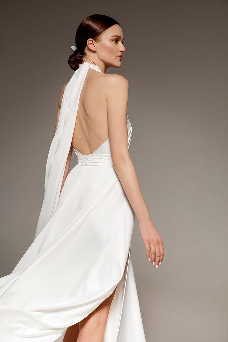 Шифоновое свадебное платье с разрезом фото