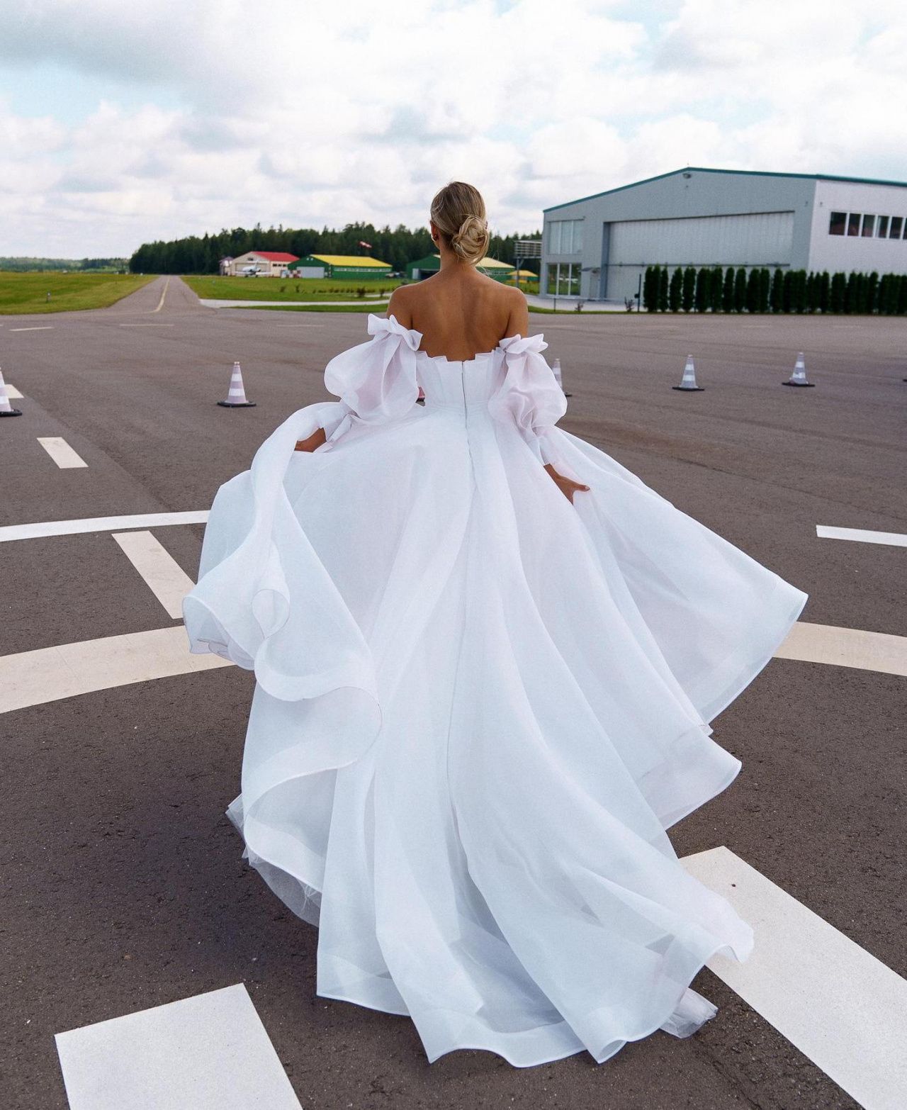 Свадебное платье из шифона с драпировкой фото