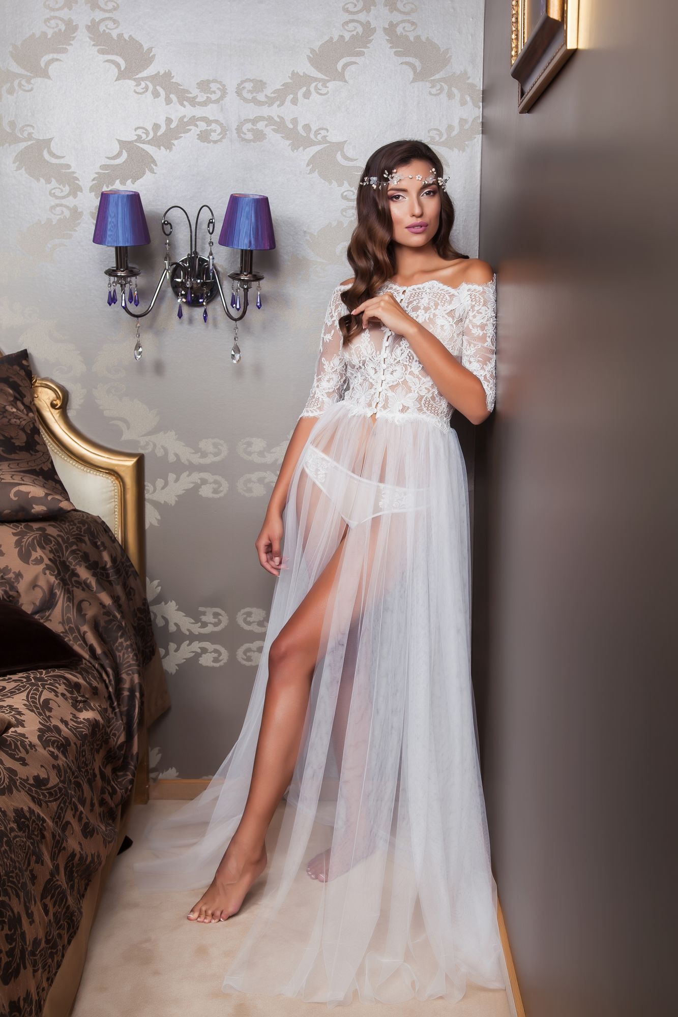 Свадебный пеньюар с кружевным верхом и прозрачным низом фото
