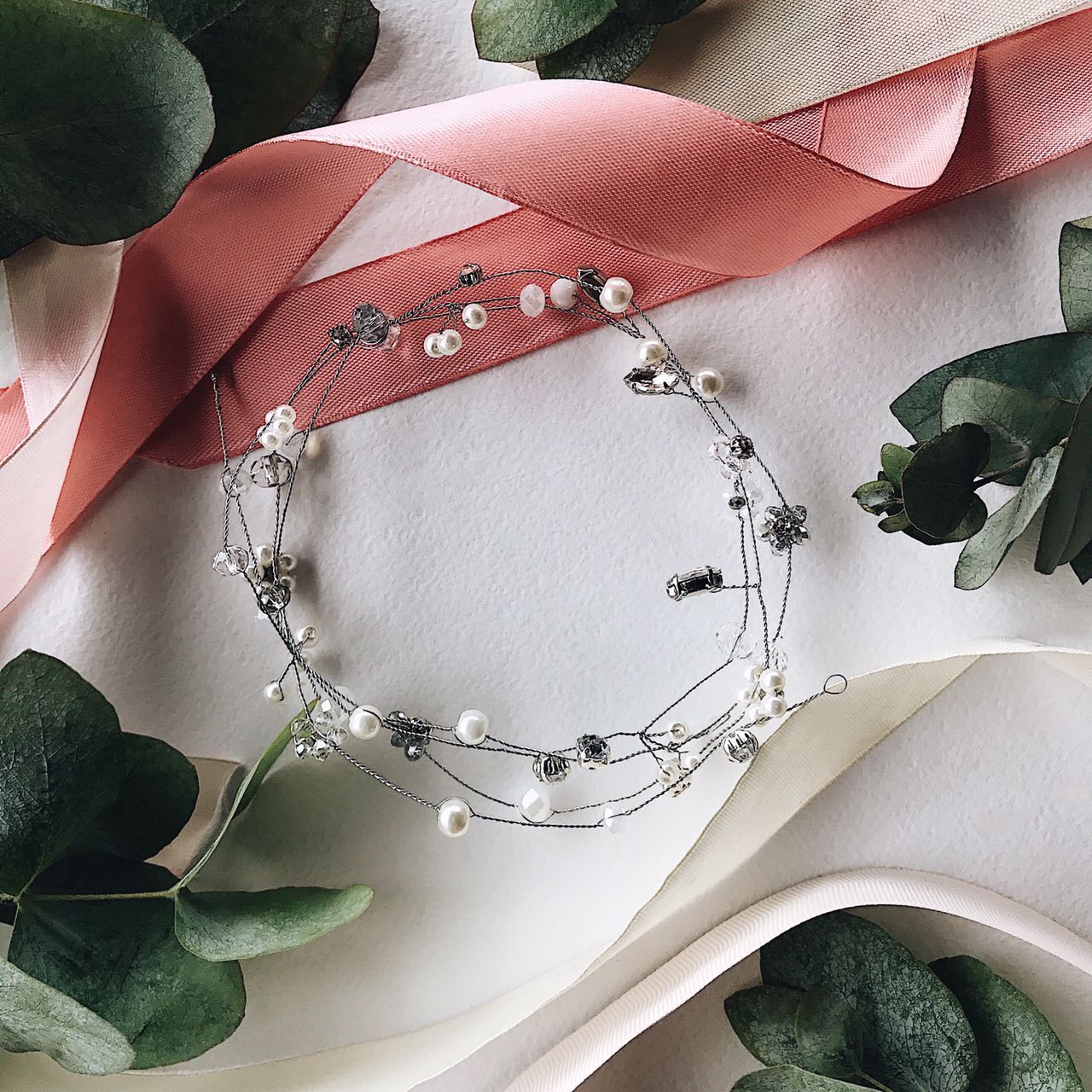 Стильное украшение в волосы фото