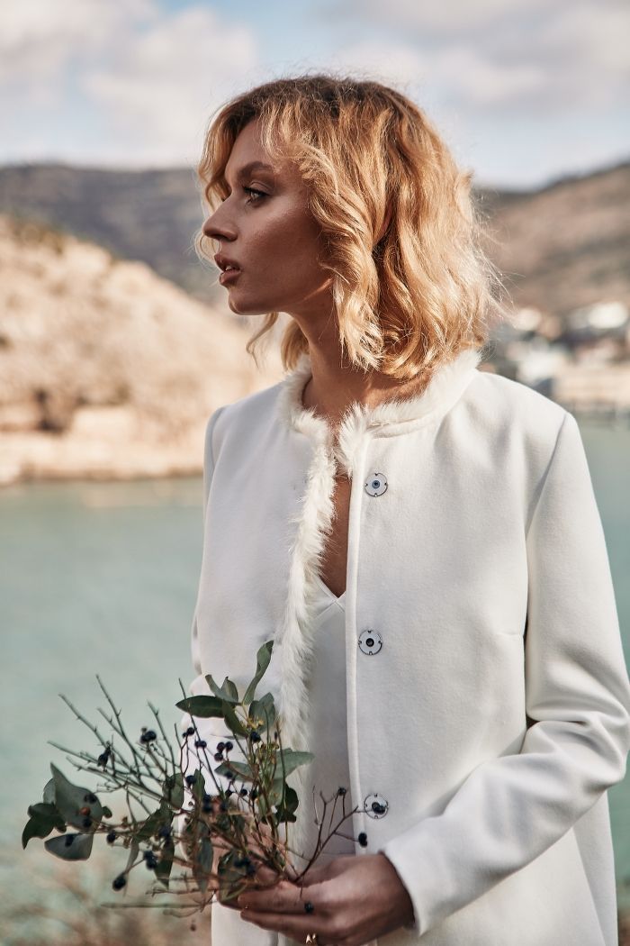 Свадебное пальто с мехом