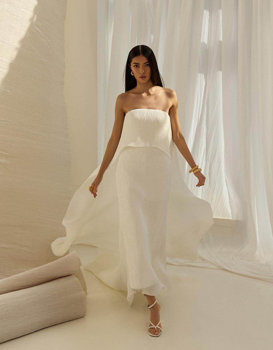 Свадебное платье миди из ткани плиссе фото
