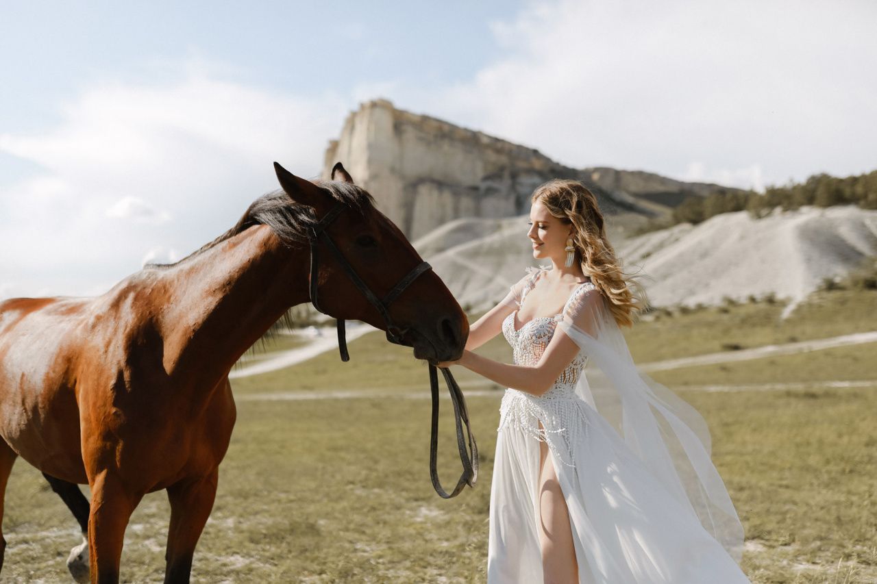 Нежное свадебное платье в стиле бохо фото