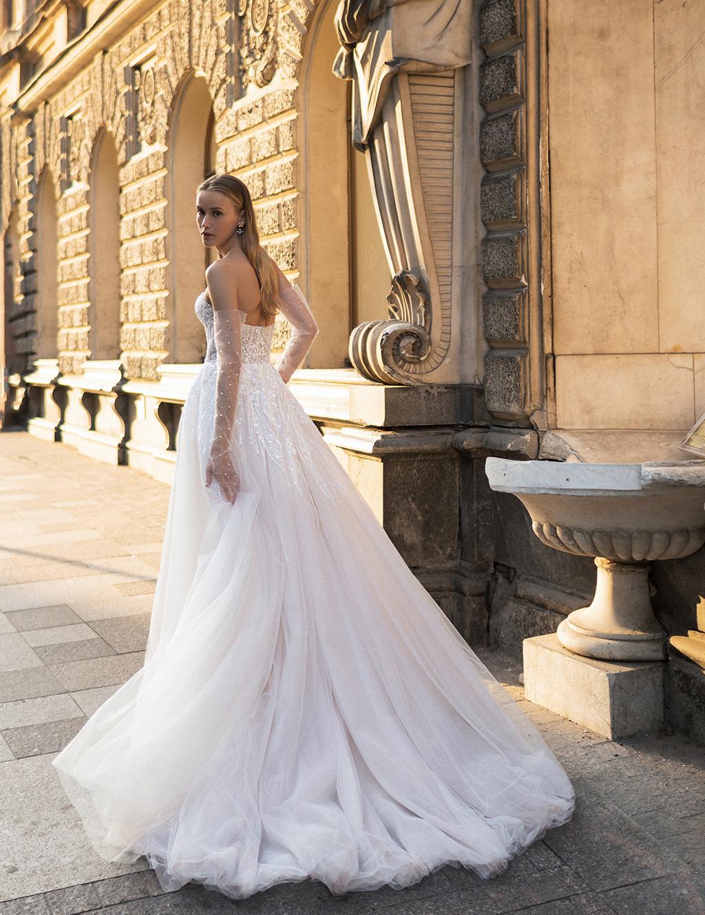 Сияющее свадебное платье А-силуэта фото
