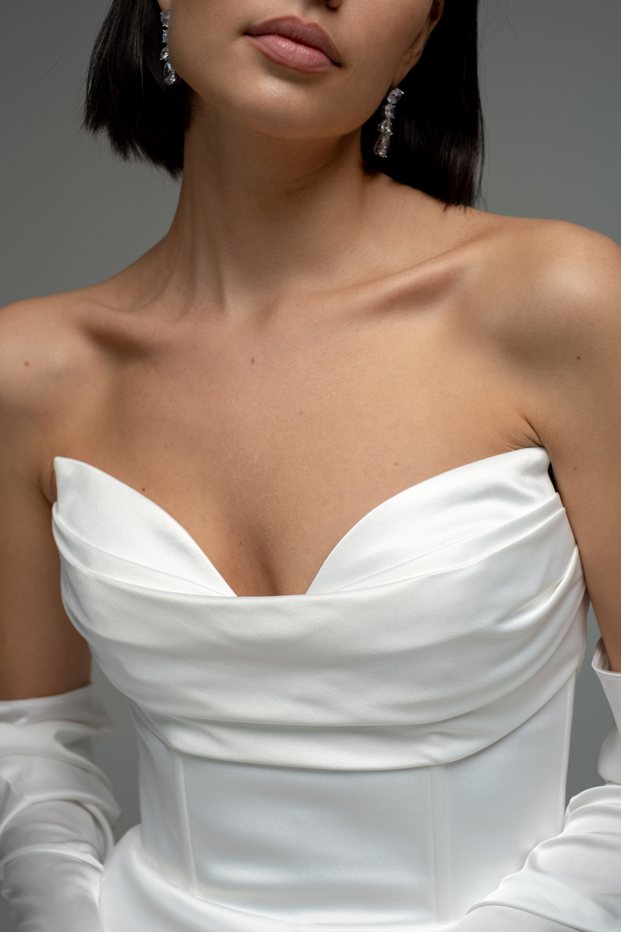 Атласное свадебное платье рыбка фото