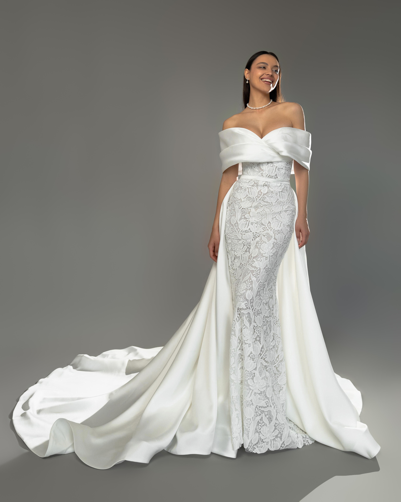 Роскошная кружевная русалка со съемным шлейфом фото