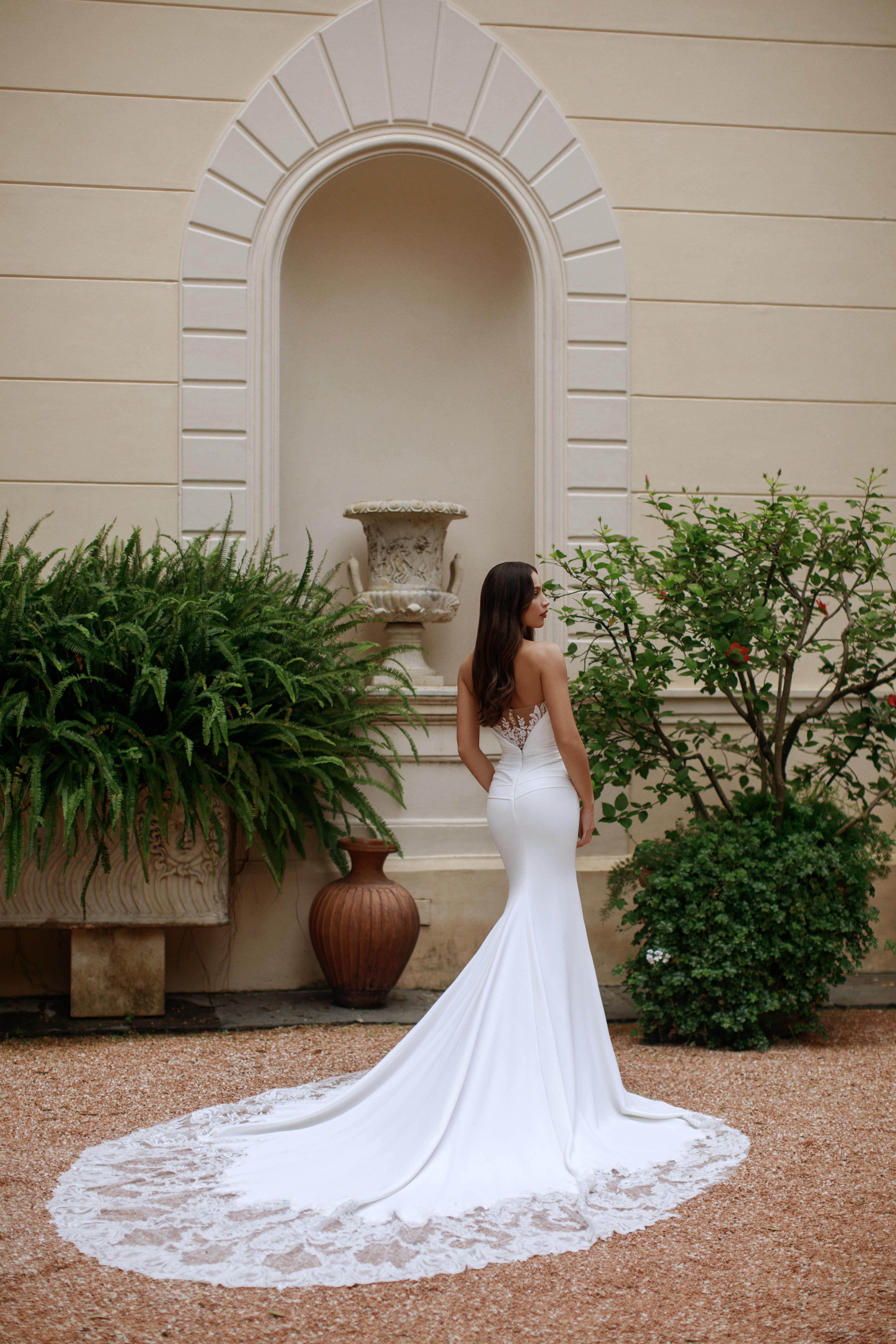 Свадебное платье рыбка со съемным болеро фото