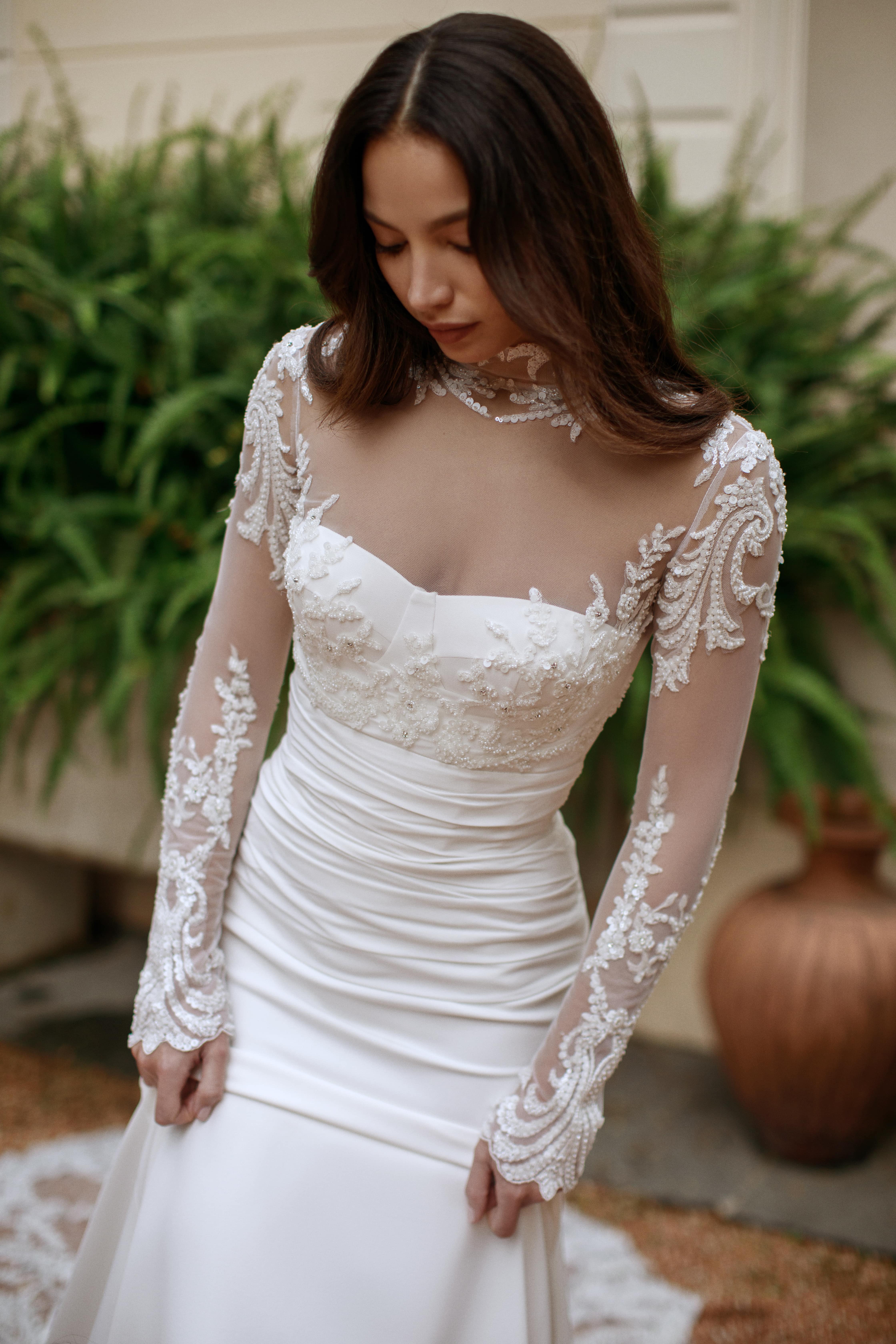 Свадебное платье рыбка со съемным болеро фото