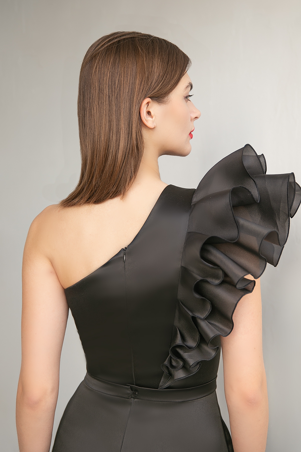 Черный вечерний комбинезон фото