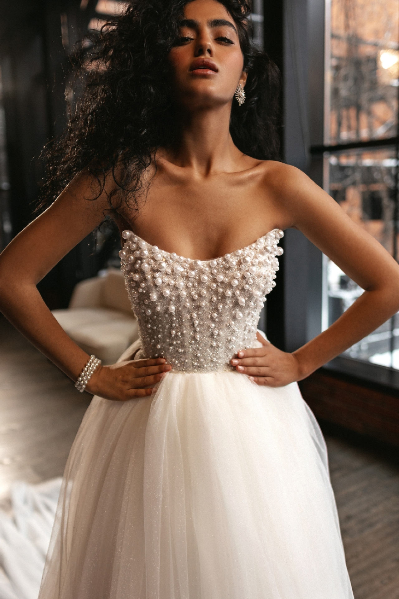 Свадебное платье принцесса с жемчужным корсетом фото