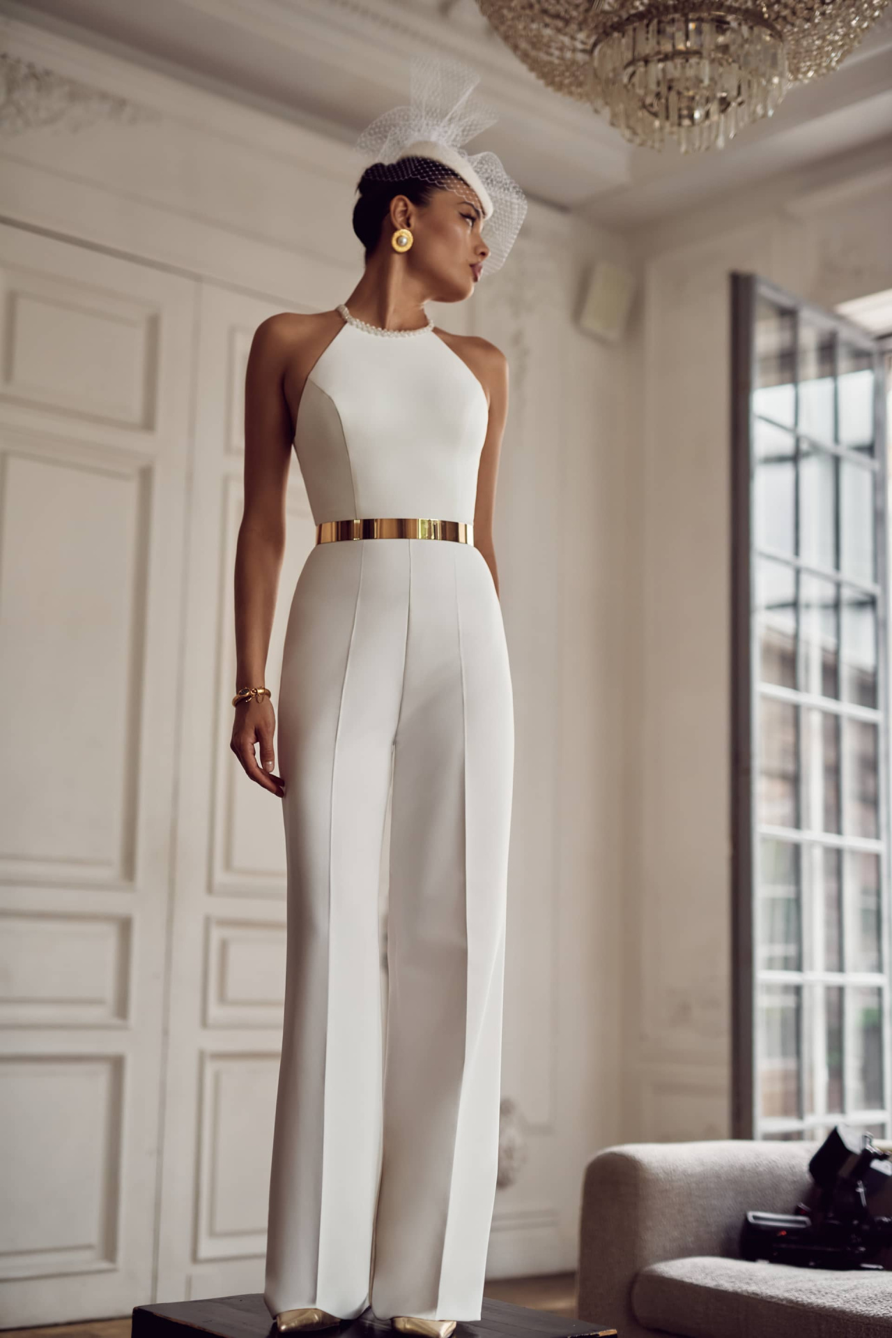 Свадебный комбинезон с американской проймой фото