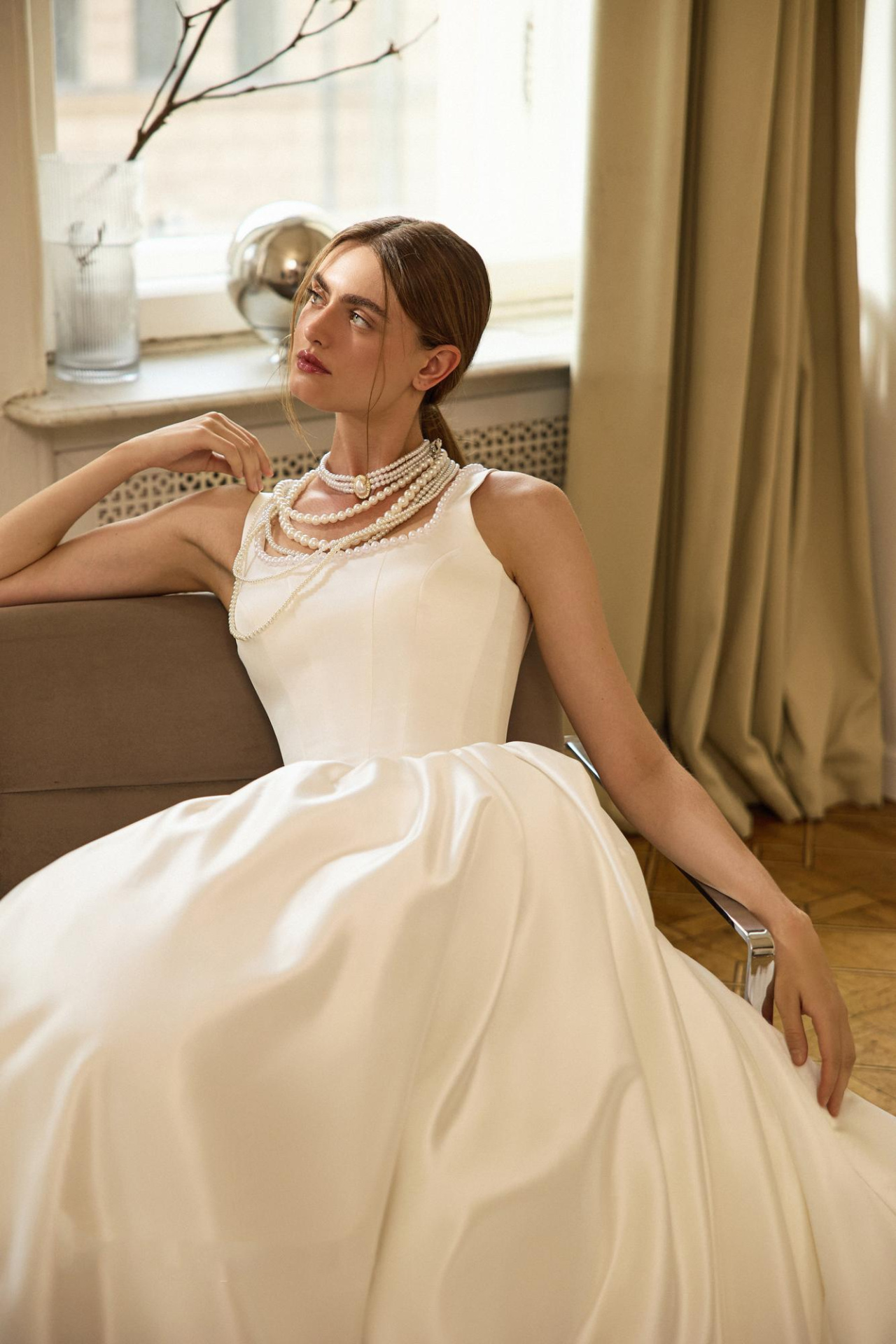 Пышное атласное свадебное платье-принцесса фото