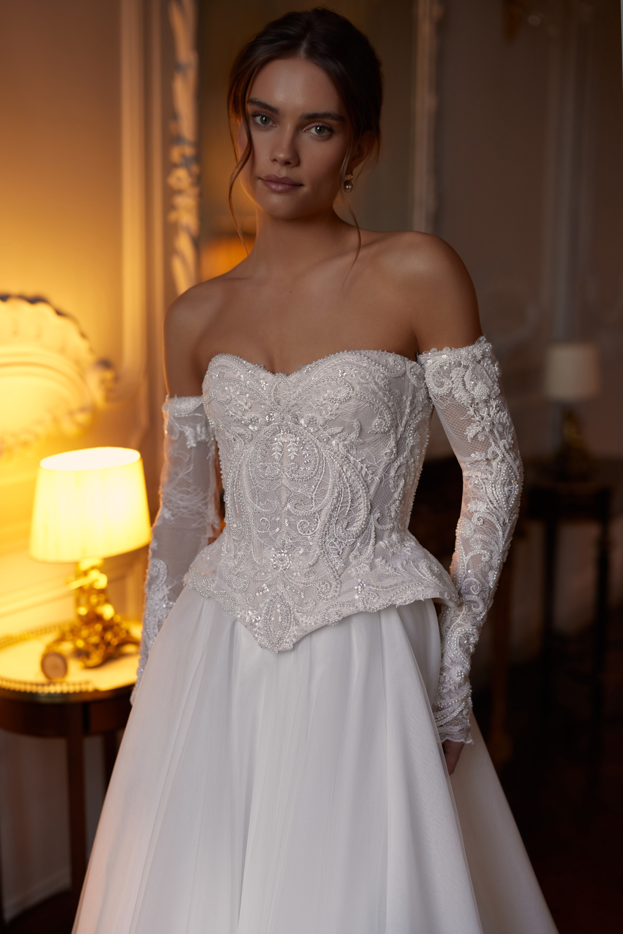 Свадебный комплект с роскошным корсетом фото