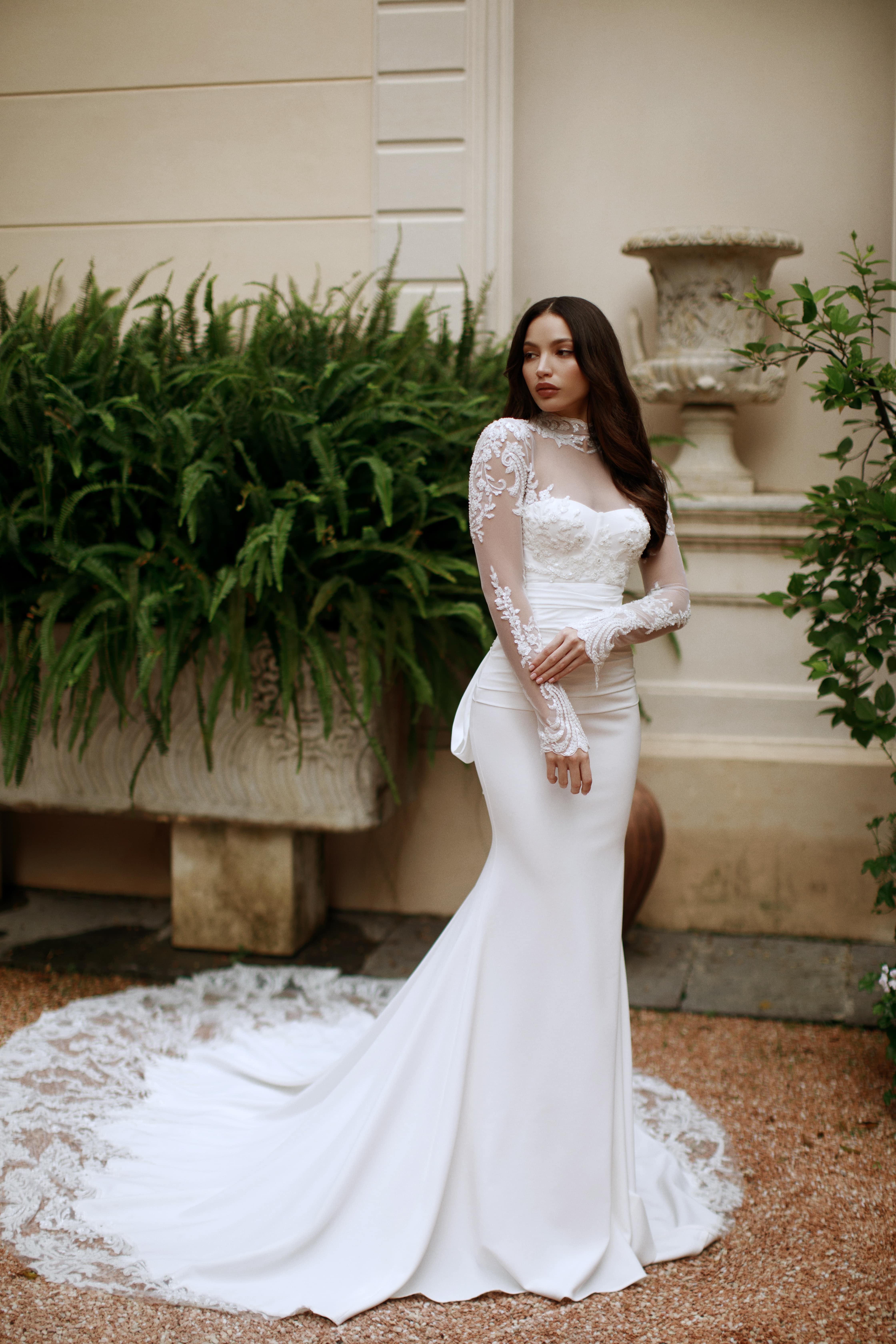 Свадебное платье рыбка со съемным болеро фото