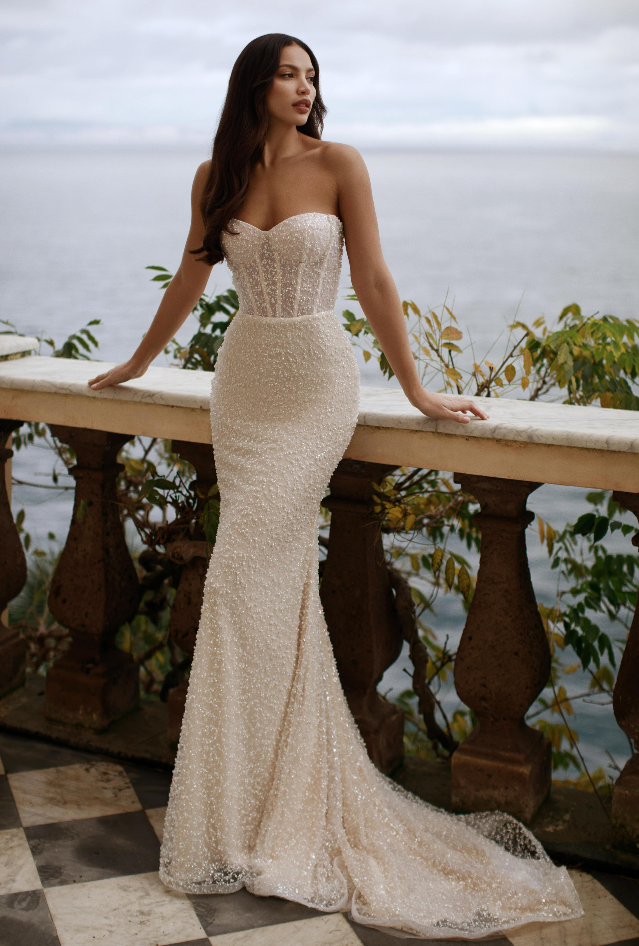 Роскошная русалка, расшитая бисером и жемчужинами фото