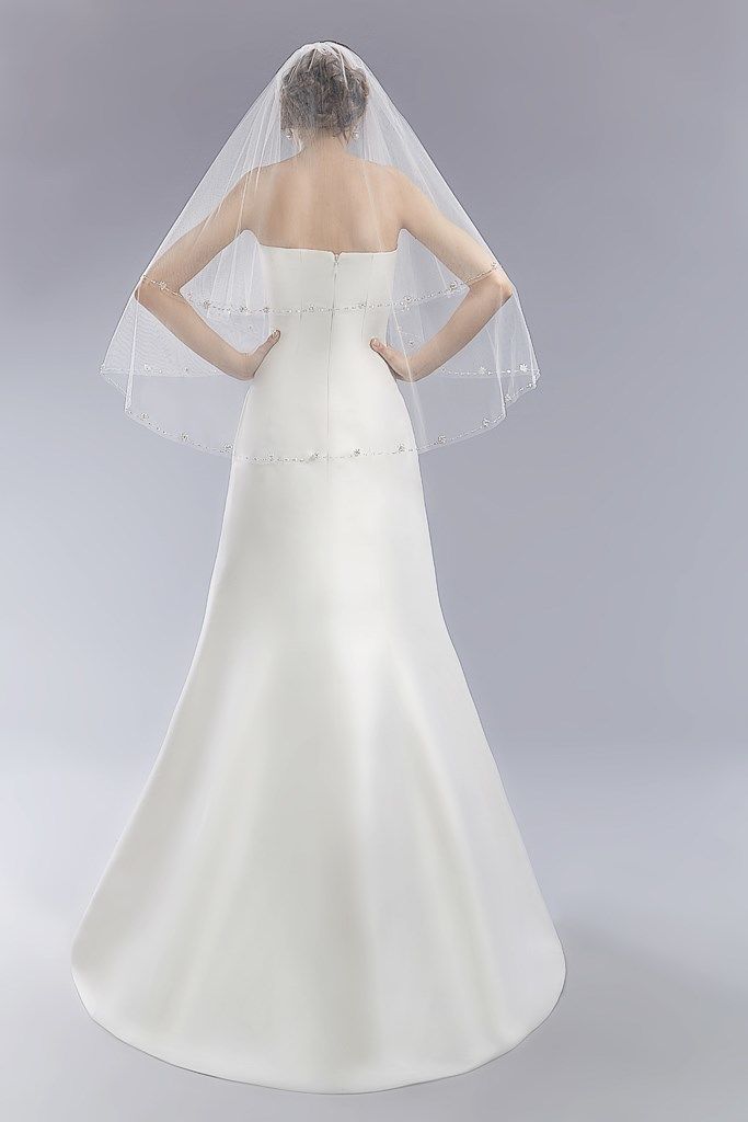 Фата расшитая кристаллами фото