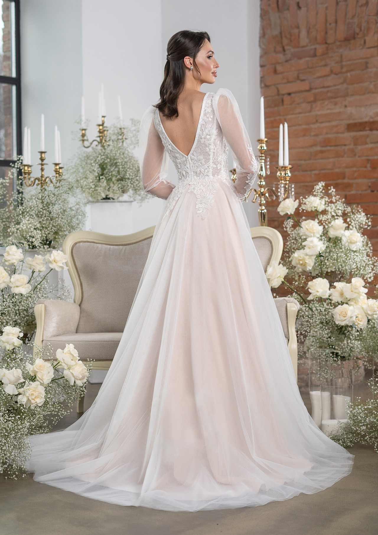 Кружевное свадебное платье с рукавчиками фото