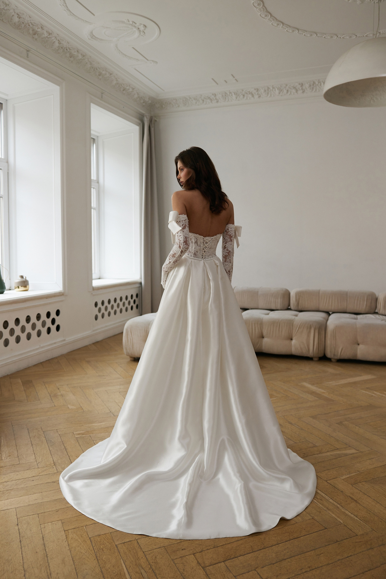 Кружевная русалка с митенками фото