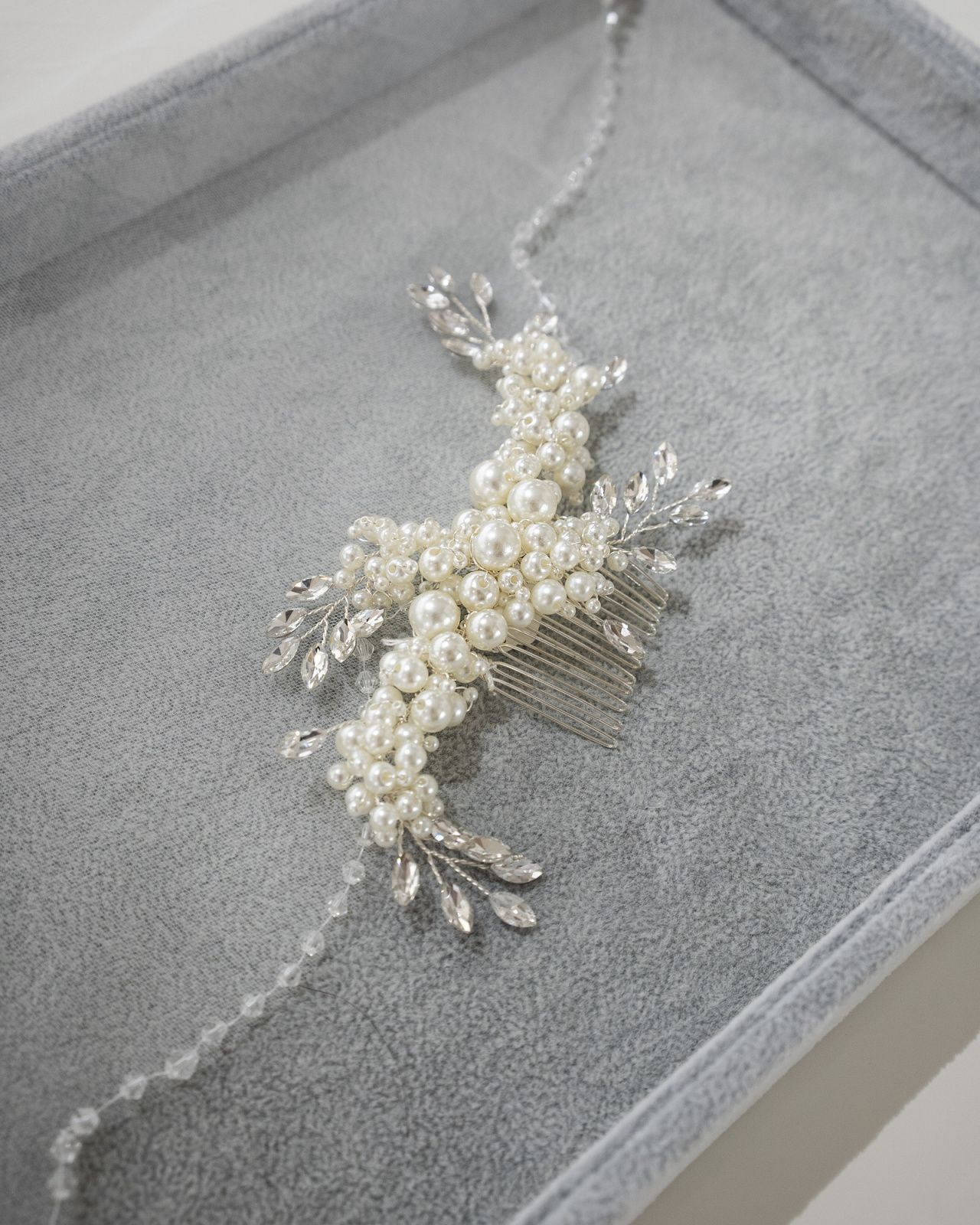 Жемчужный гребешок для невесты фото