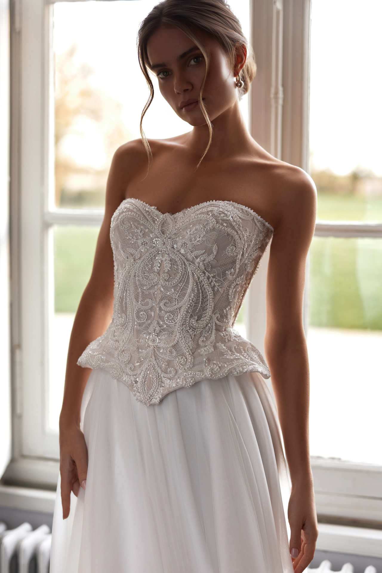 Свадебный комплект с роскошным корсетом фото