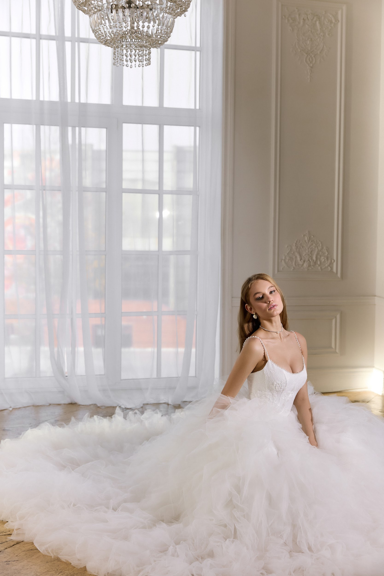 Свадебное платье с многоярусной юбкой фото