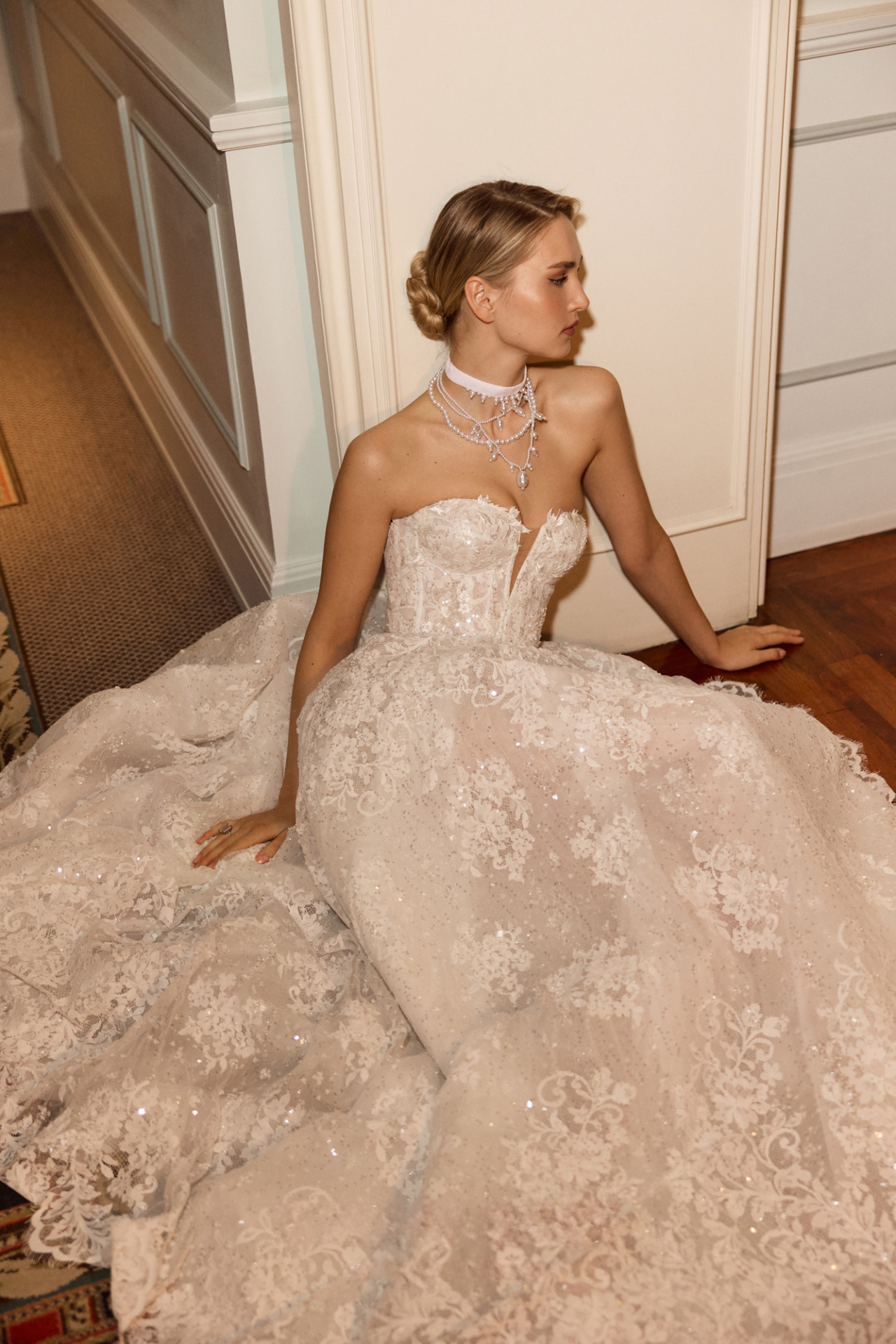 Пышное кружевное свадебное платье со съемным болеро фото