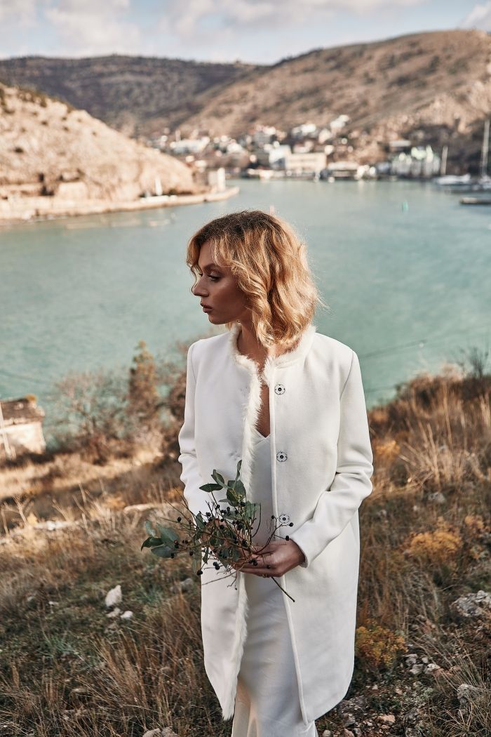 Свадебное пальто с мехом