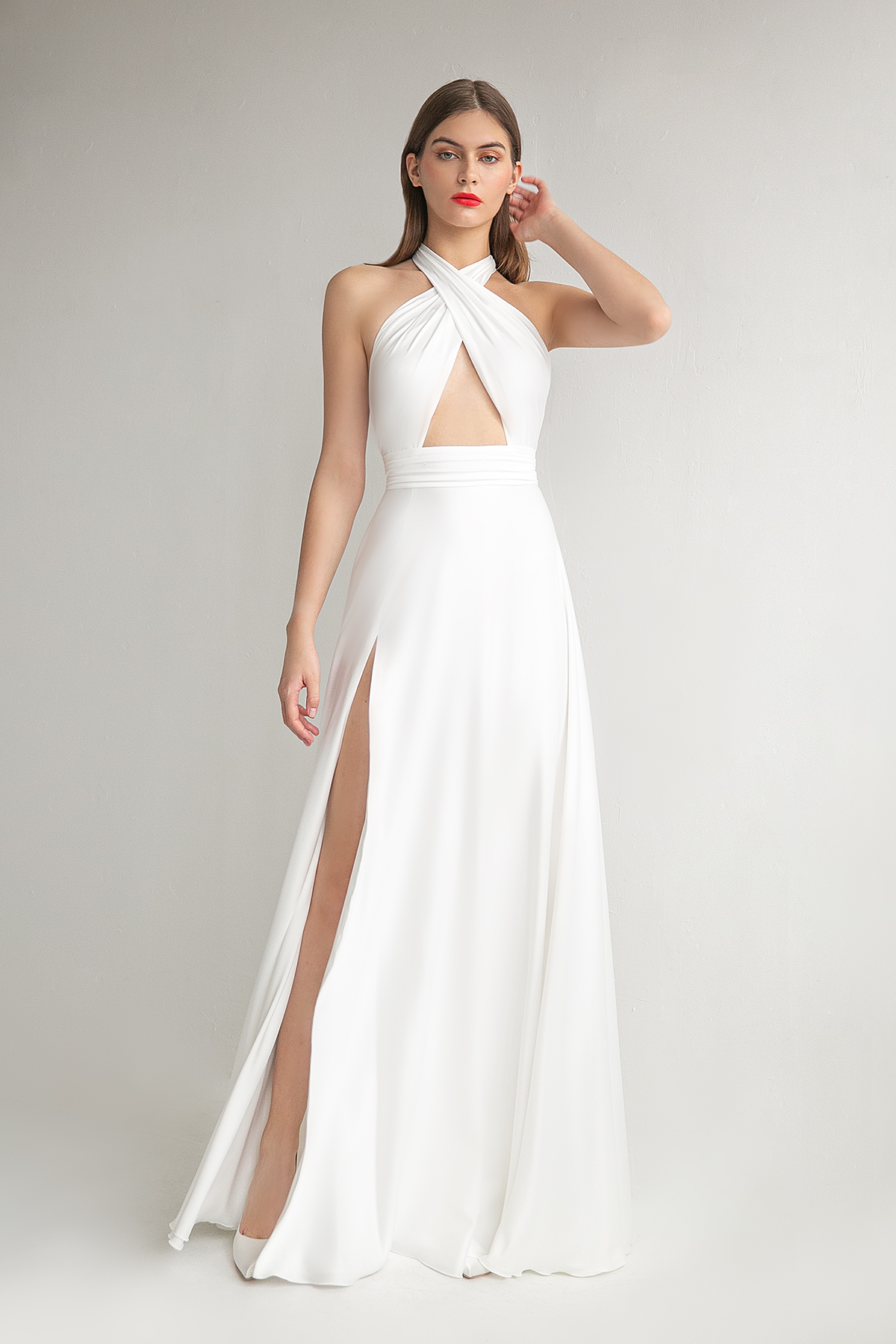 Шифоновое свадебное платье с оголённым животом фото