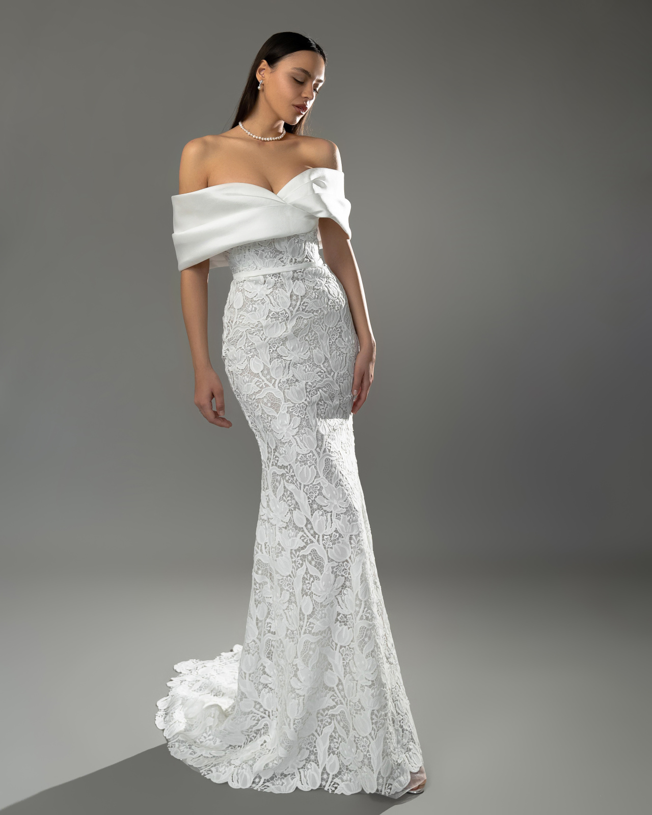 Роскошная кружевная русалка со съемным шлейфом фото