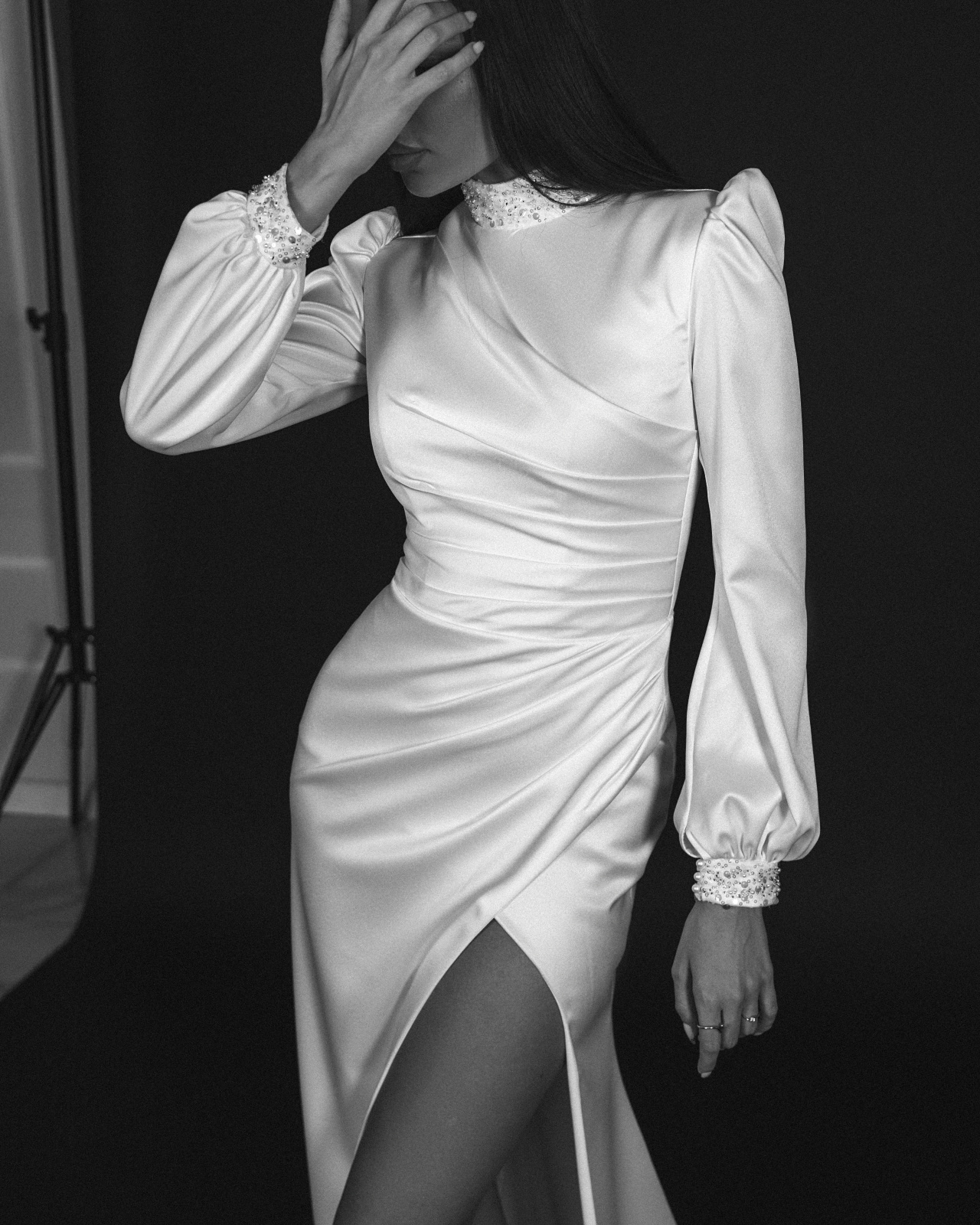 Эффектное свадебное платье рыбка из атласа фото