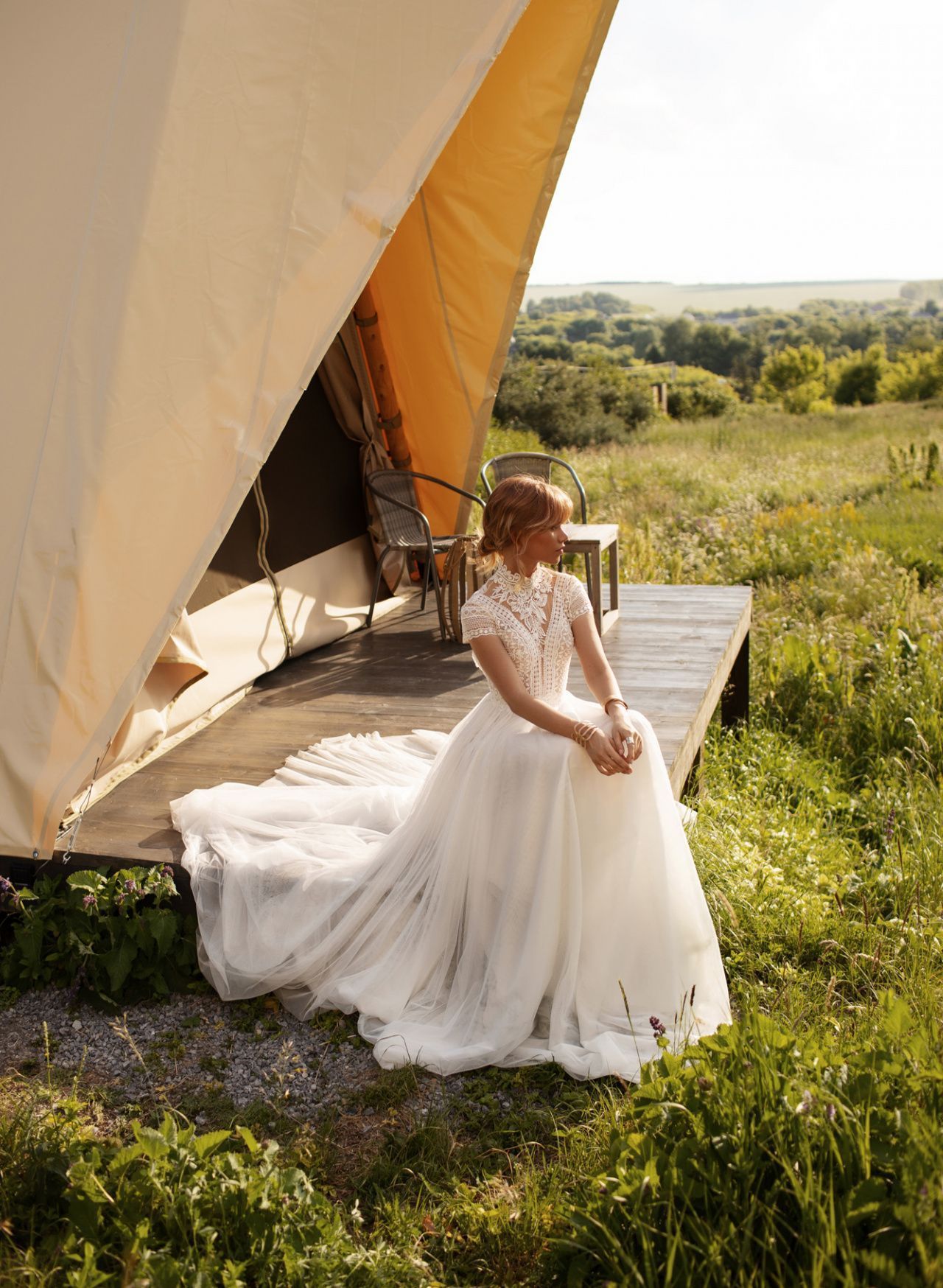 Закрытое свадебное платье в стиле бохо фото