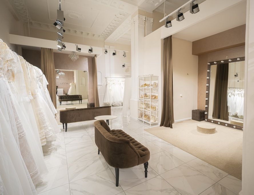 Фото примерочных свадебного салона 