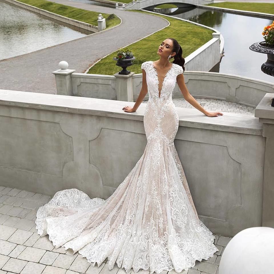 Свадебное платье русалка с красивым кружевом (1)