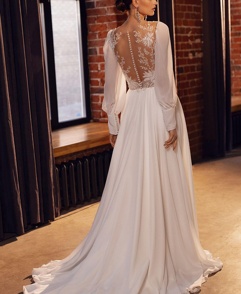 Шифоновое свадебное платье с кружевным корсетом фото