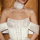 Роскошное свадебное платье из авторского кружева фото