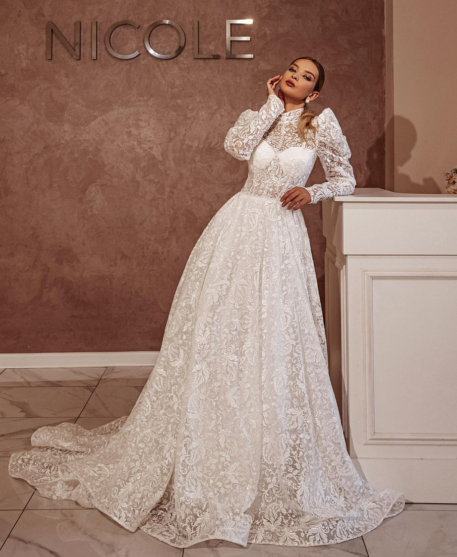 Кружевное свадебное платье 2022