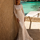 Утонченная рыбка с рукавами и открытой спиной