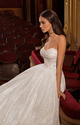 Дорогое пышное свадебное платье фото