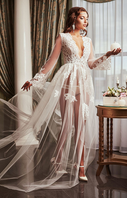 Кружевное будуарное платье с рукавчиком фото