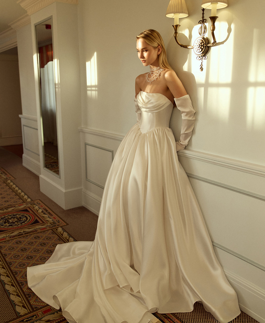 Свадебное платье в стиле принцесса из микадо фото