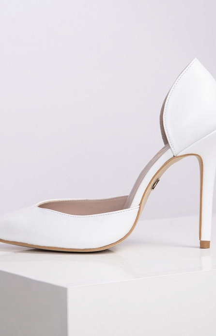 Свадебные туфли с острым носком фото